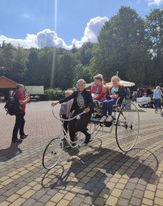 Mała Prywatka PRL-u - pokaz rowerów